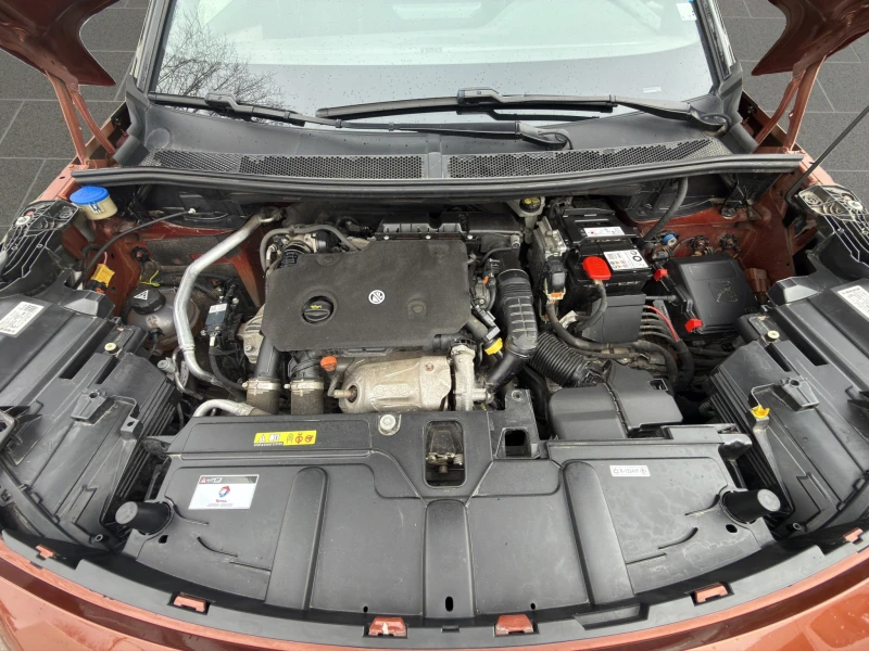 Peugeot 5008 GT 1.5 BlueHDi 130 S&S EAT8 Гаранция до 08.2028 г., снимка 14 - Автомобили и джипове - 53272730