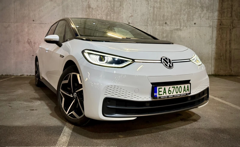 VW ID.3 Pro Performance, снимка 2 - Автомобили и джипове - 53595172