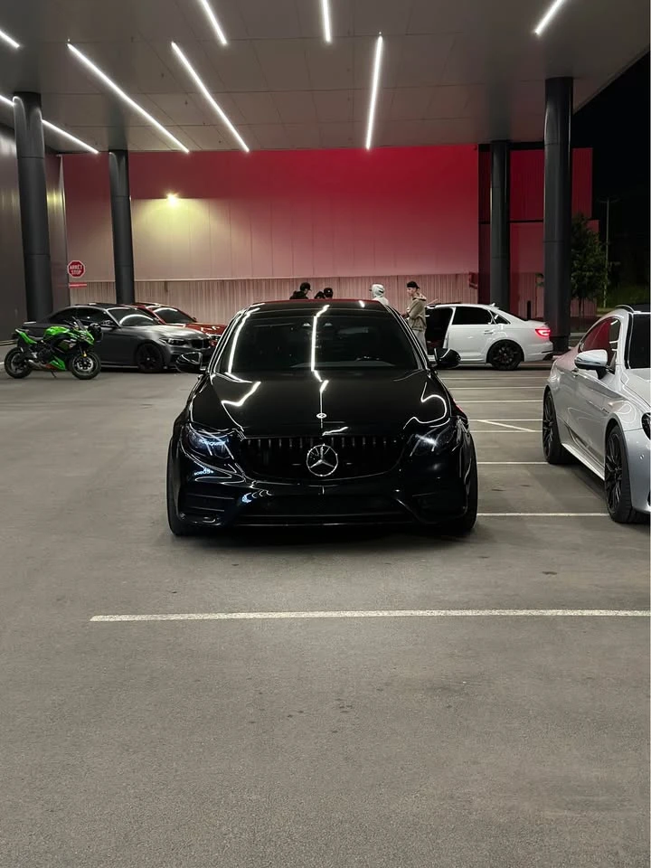 Mercedes-Benz E 400 * CARFAX * БЕЗ ПЪРВОНАЧАЛНА ВНОСКА - изображение 3