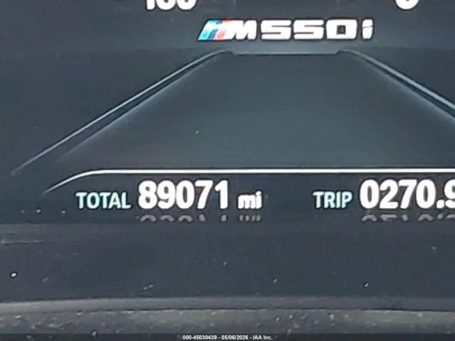 BMW 550 * M550i* XDRIVE* КОЖА* ПОДГРЕВ* ШИБИДАХ* HEAD-UP* , снимка 13 - Автомобили и джипове - 55131135