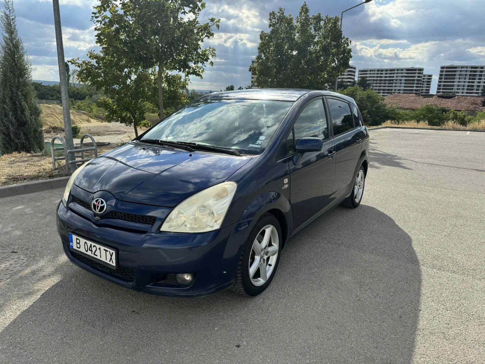 Toyota Corolla verso 2.2 D, снимка 1