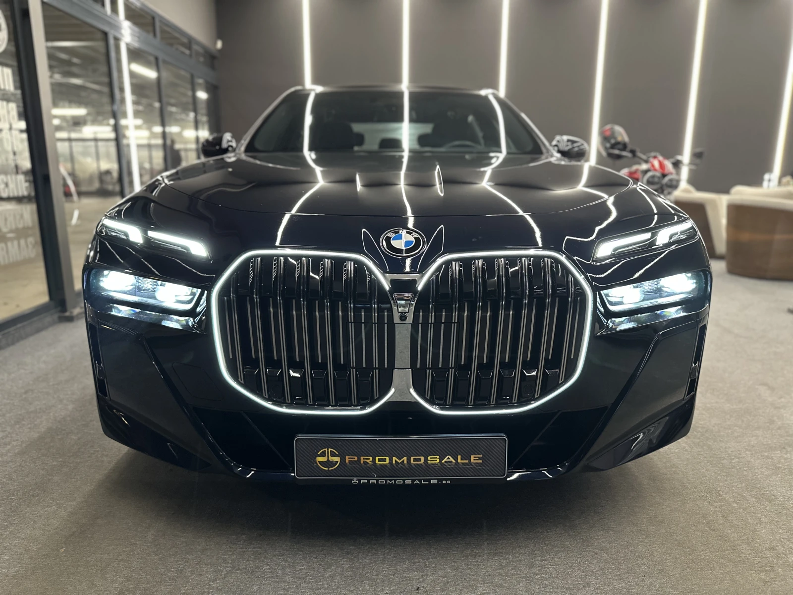 BMW 740 D Xdrive* Pano* M Sport* Bowers & Wilkins - [1] 