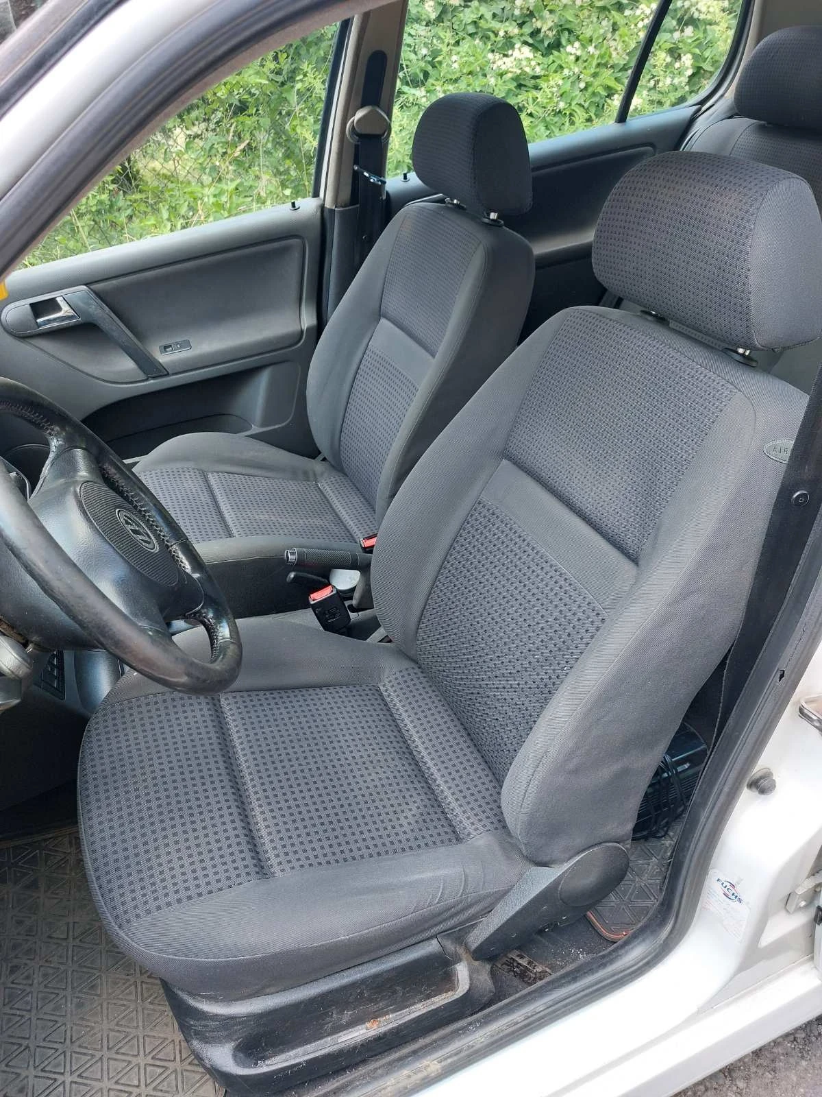 VW Polo 1.9сди - изображение 6