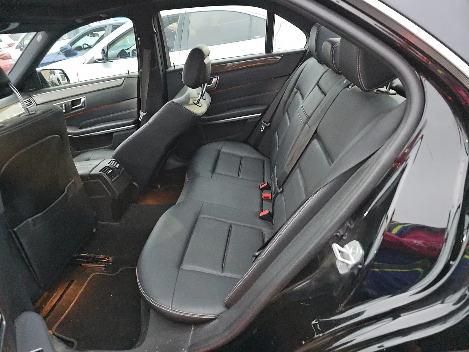 Mercedes-Benz E 350 4MATIC* KEYLESS* HARMAN* SPORT PACKAGE - изображение 9