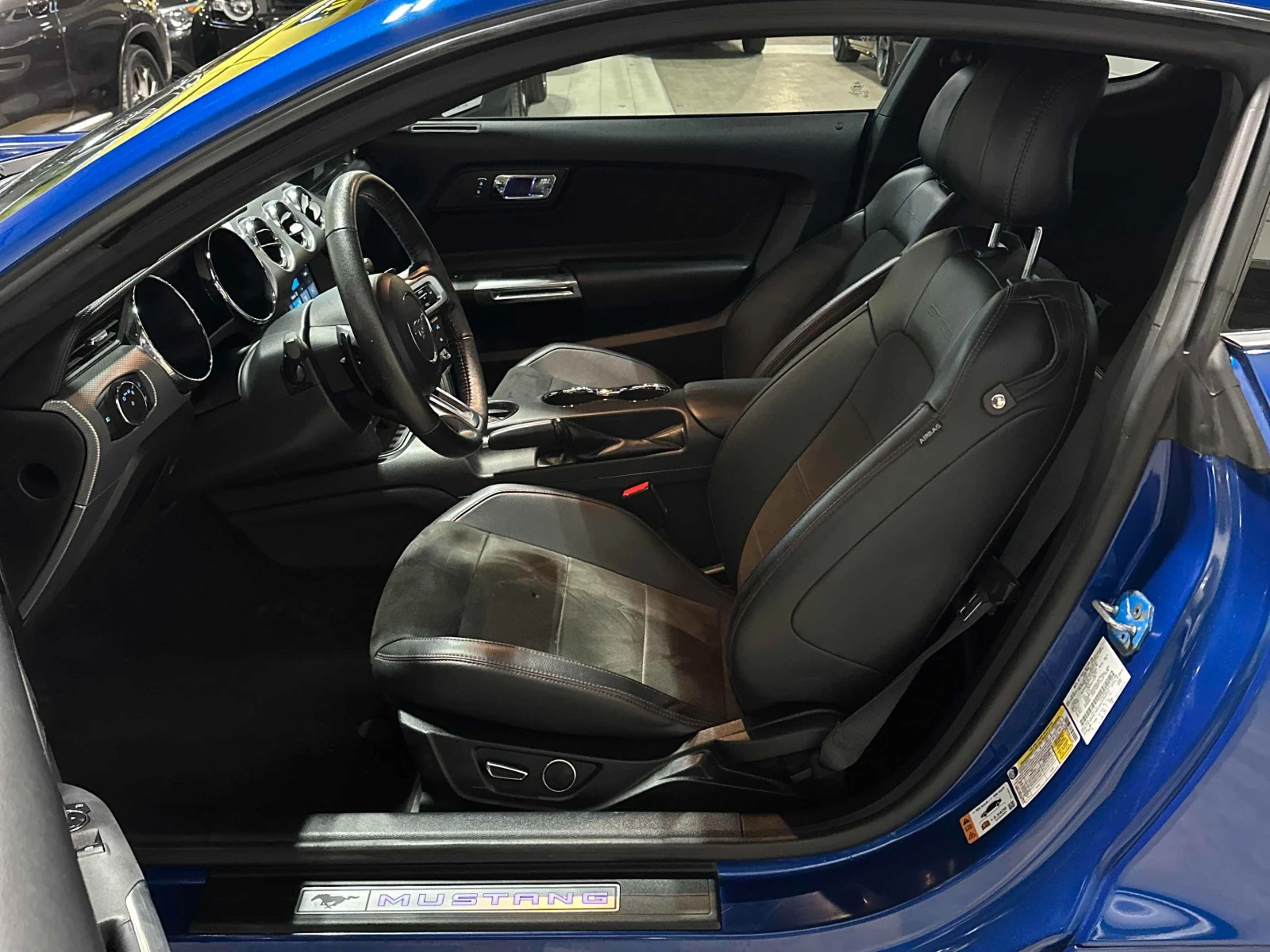 Ford Mustang GT * * CALIFORNIA * * CARFAX * * АВТО КРЕДИТ * *  - изображение 7