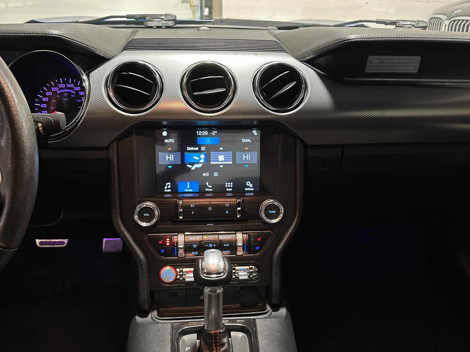 Ford Mustang GT * * CALIFORNIA * * CARFAX * *   * *  | Mobile.bg   11