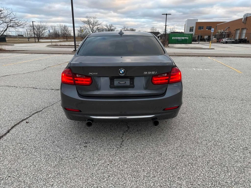 BMW 335 * 335i xDrive * CARFAX * БЕЗ ПЪРВОНАЧАЛНА ВНОСКА - изображение 4