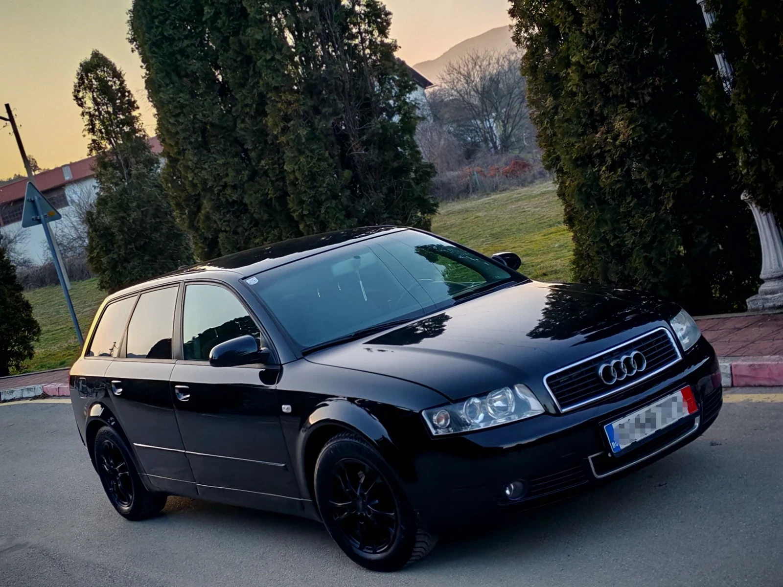 Audi A4 1.9TDI(131)* 6-СКОРОСТИ* BLACK-EDITION* НОВ ВНОС* 