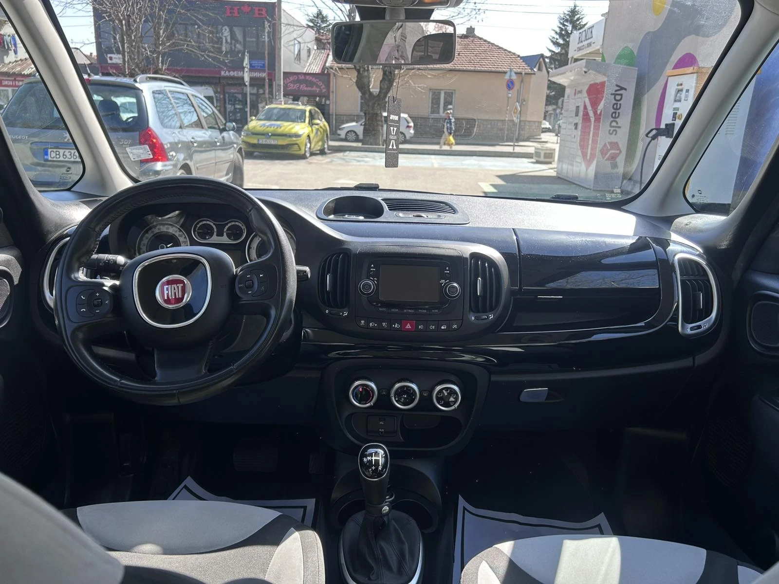 Fiat 500L 1.3 Multijet, снимка 13 - Автомобили и джипове - 53863470