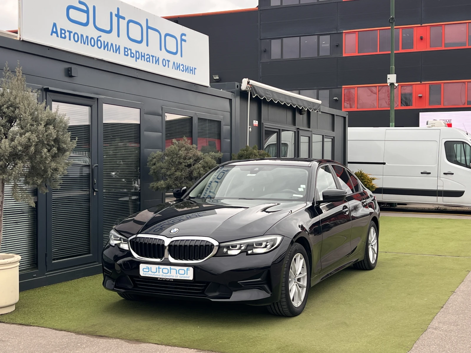 BMW 320 Advantage/Xdrive/2.0d/190k.c./8AT | Auto.bg — изображение 1