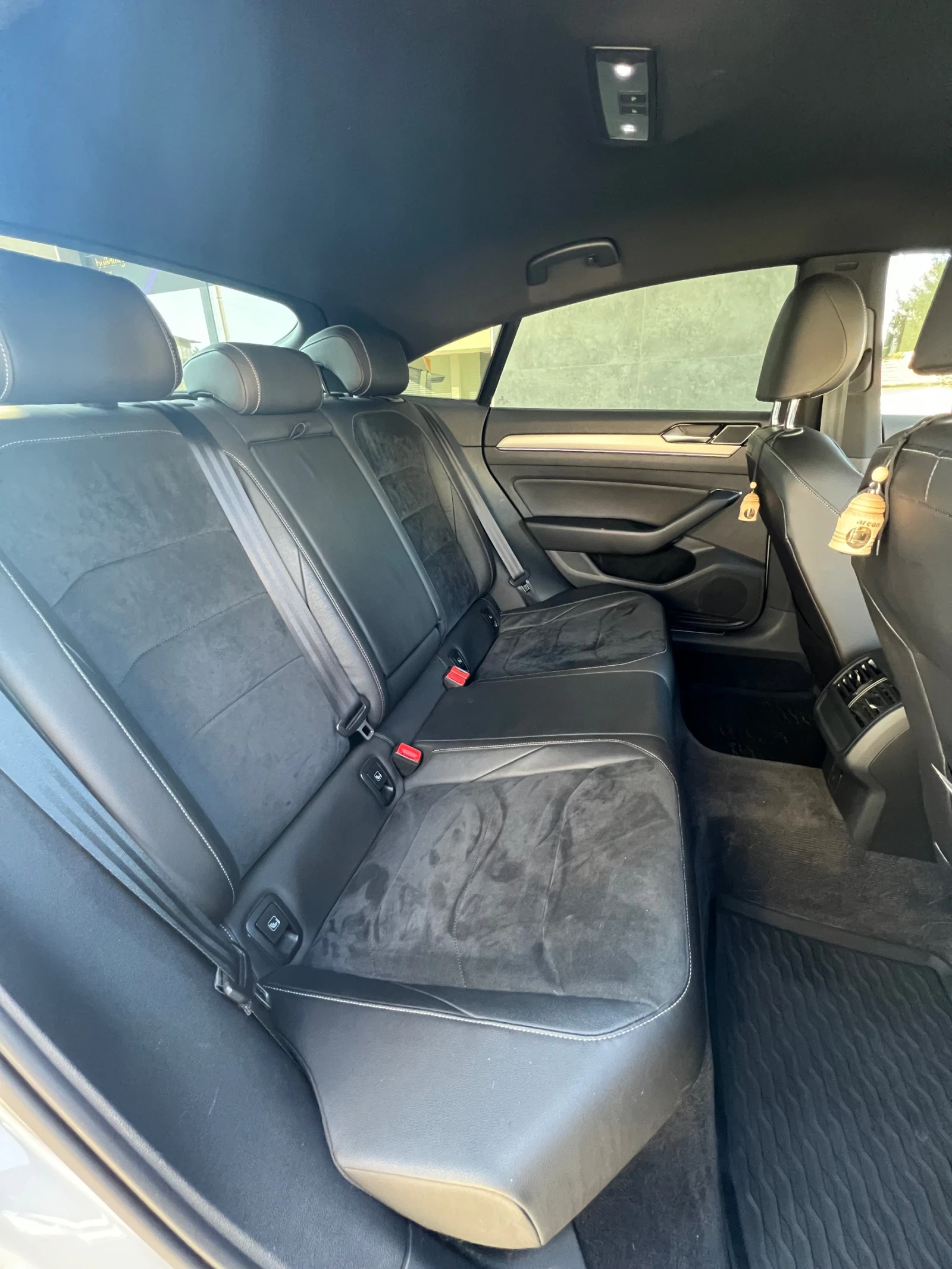 VW Arteon R-Line 240hp, снимка 7 - Автомобили и джипове - 54242789