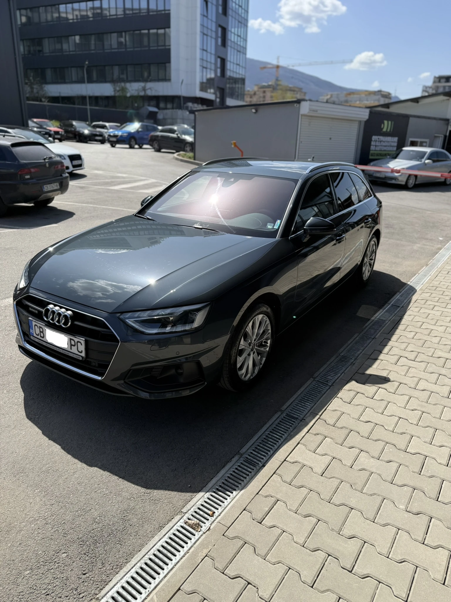 Audi A4 B9 Avant Facelift, снимка 5 - Автомобили и джипове - 54302554