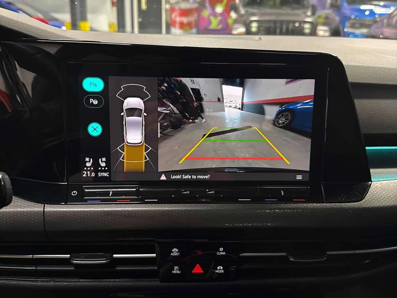 VW Golf GTI Performance| HUD| ОБДУХВАНЕ| ПОДГРЕВИ| ШИБИДАХ, снимка 14 - Автомобили и джипове - 54414151