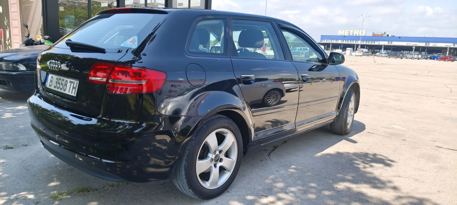 Audi A3 1.6 i, снимка 3 - Автомобили и джипове - 54778078