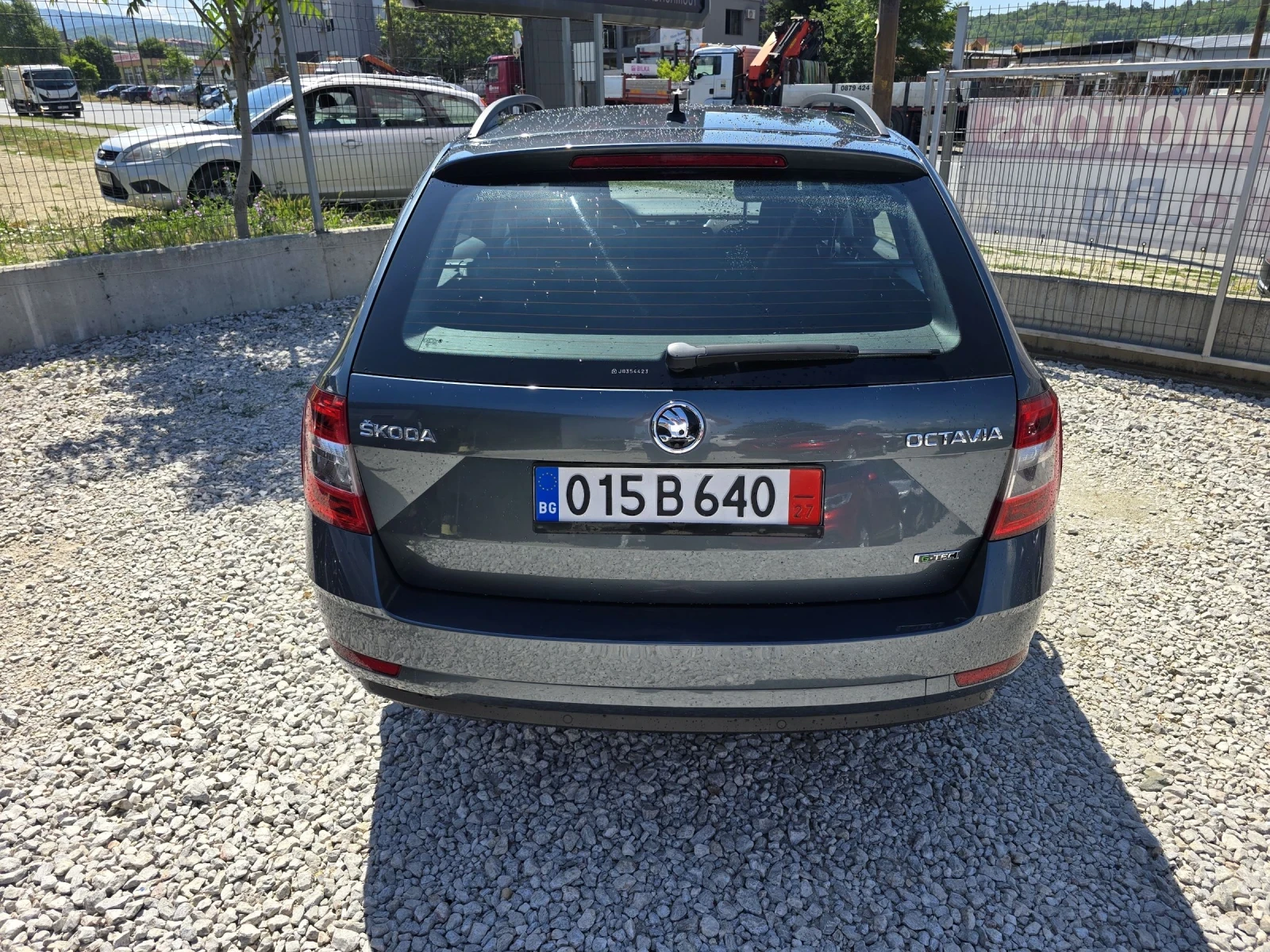Skoda Octavia 1.4 G-TEC METAН, снимка 7 - Автомобили и джипове - 54846816