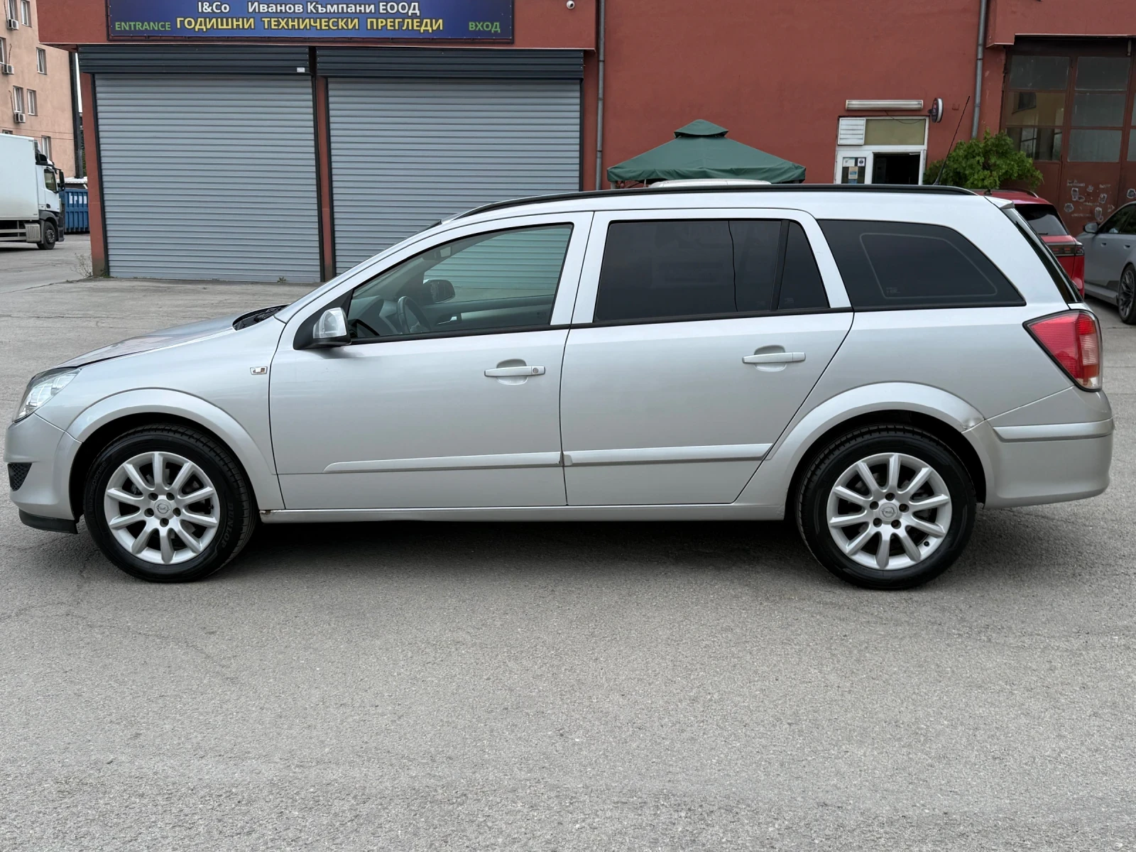 Opel Astra 1.6 115, снимка 3 - Автомобили и джипове - 54891363