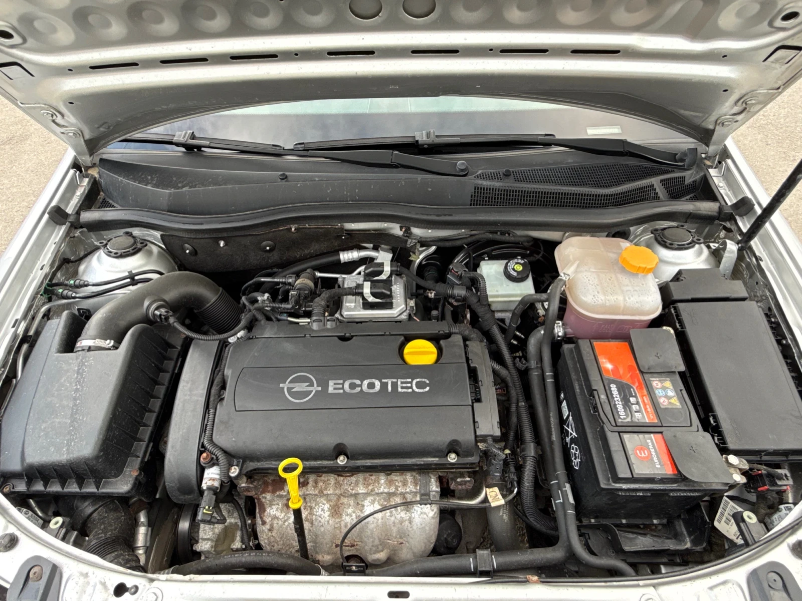 Opel Astra 1.6 115, снимка 12 - Автомобили и джипове - 54891363