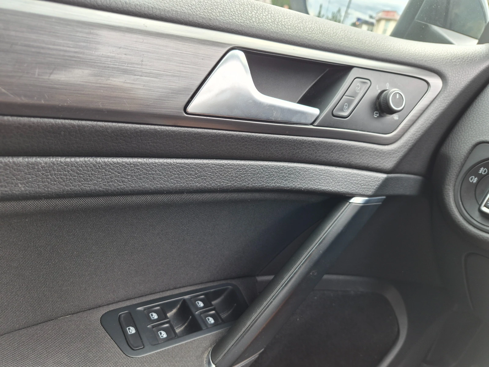 VW Golf Variant 1.6TDI, снимка 16 - Автомобили и джипове - 55000326