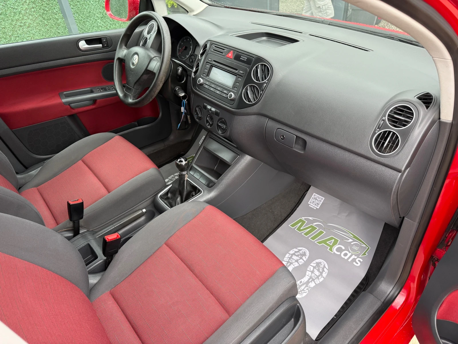 VW Golf Plus 1.4BENZIN* 86h.p* 112000KM* СЕРВИЗНА КНИЖКА, снимка 14 - Автомобили и джипове - 55254629