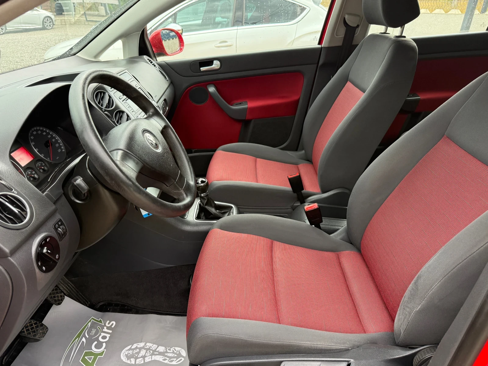 VW Golf Plus 1.4BENZIN* 86h.p* 112000KM* СЕРВИЗНА КНИЖКА, снимка 10 - Автомобили и джипове - 55254629