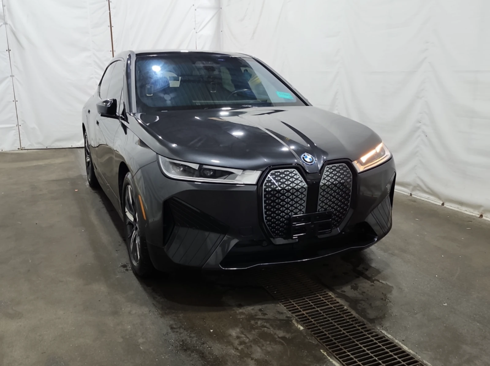 BMW iX 2022 BMW iX XDRIVE50, снимка 3 - Автомобили и джипове - 55898880