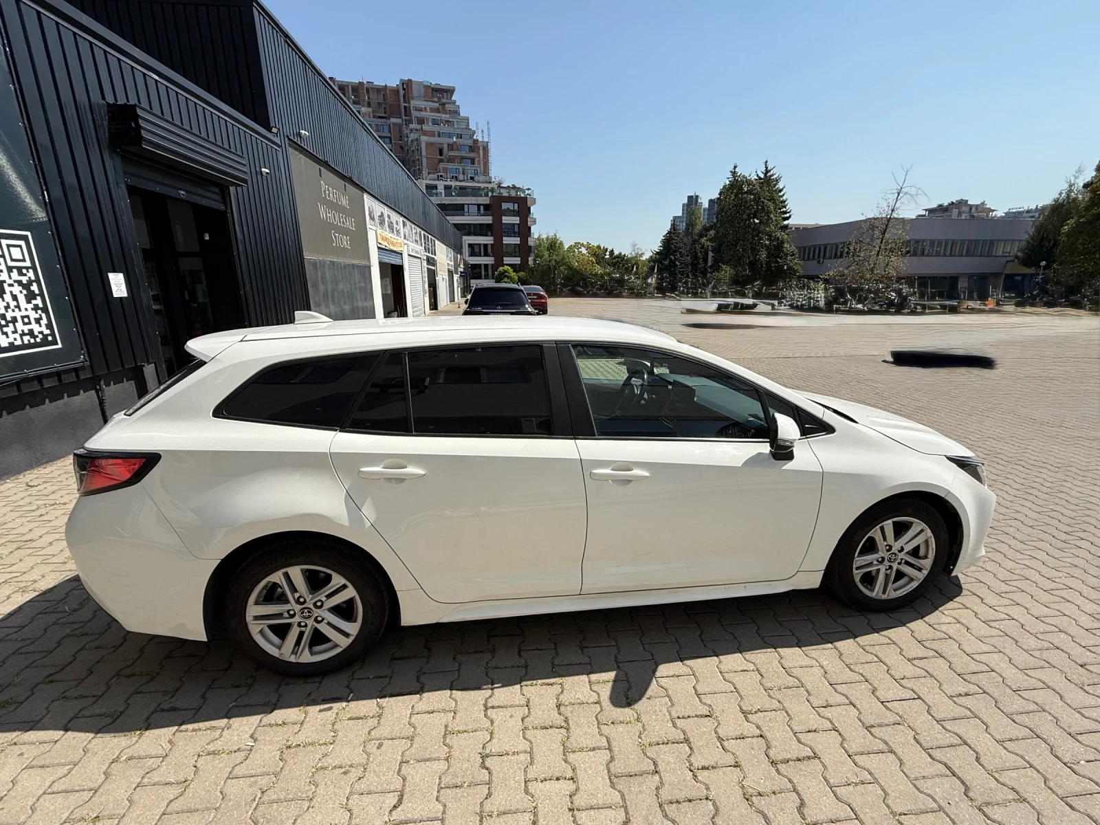 Toyota Corolla 1.8, снимка 6 - Автомобили и джипове - 55930589