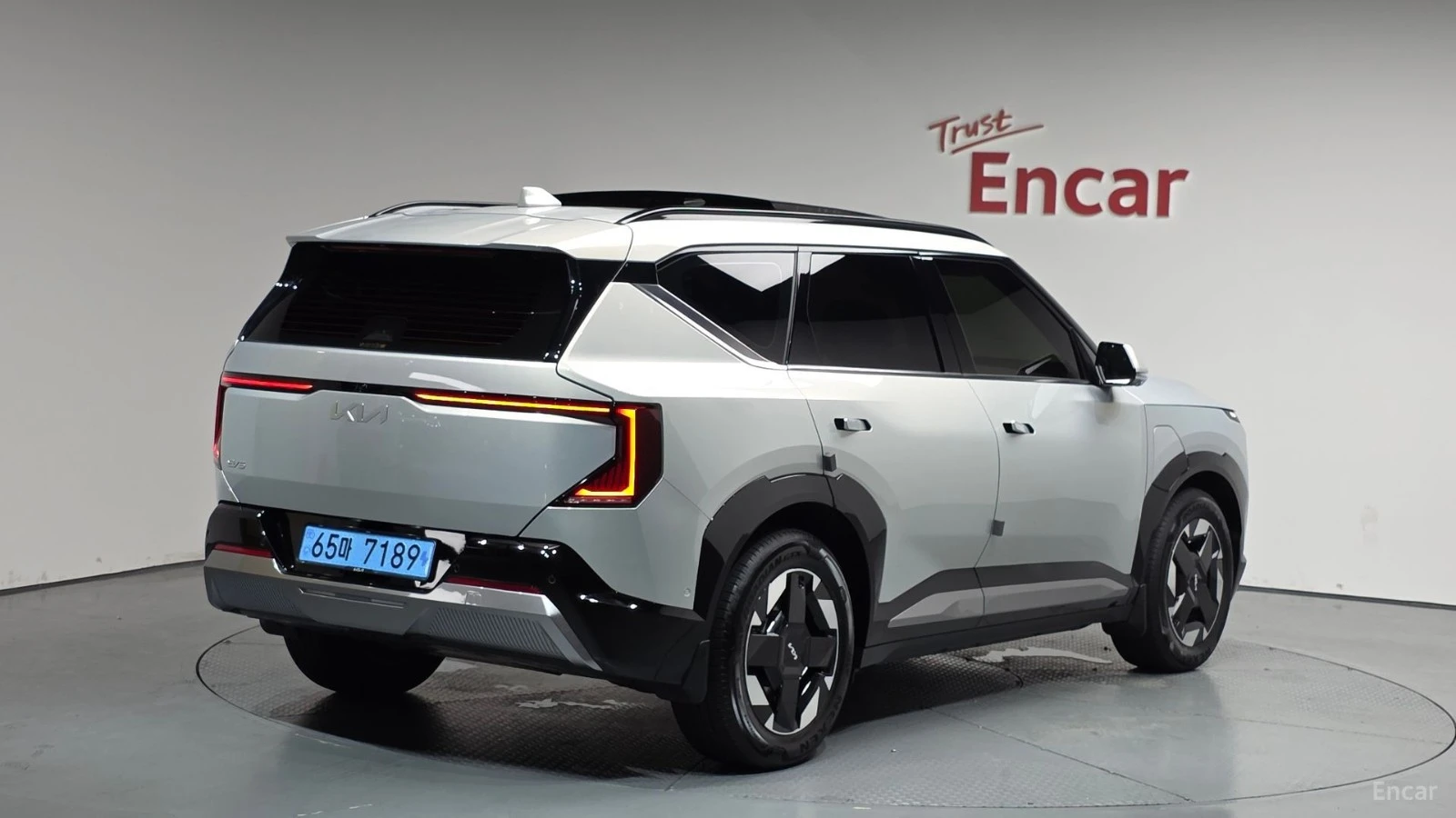 Kia EV5 EARTH FWD | 218HP| PANO| 360| HK| ACC, снимка 2 - Автомобили и джипове - 56115101