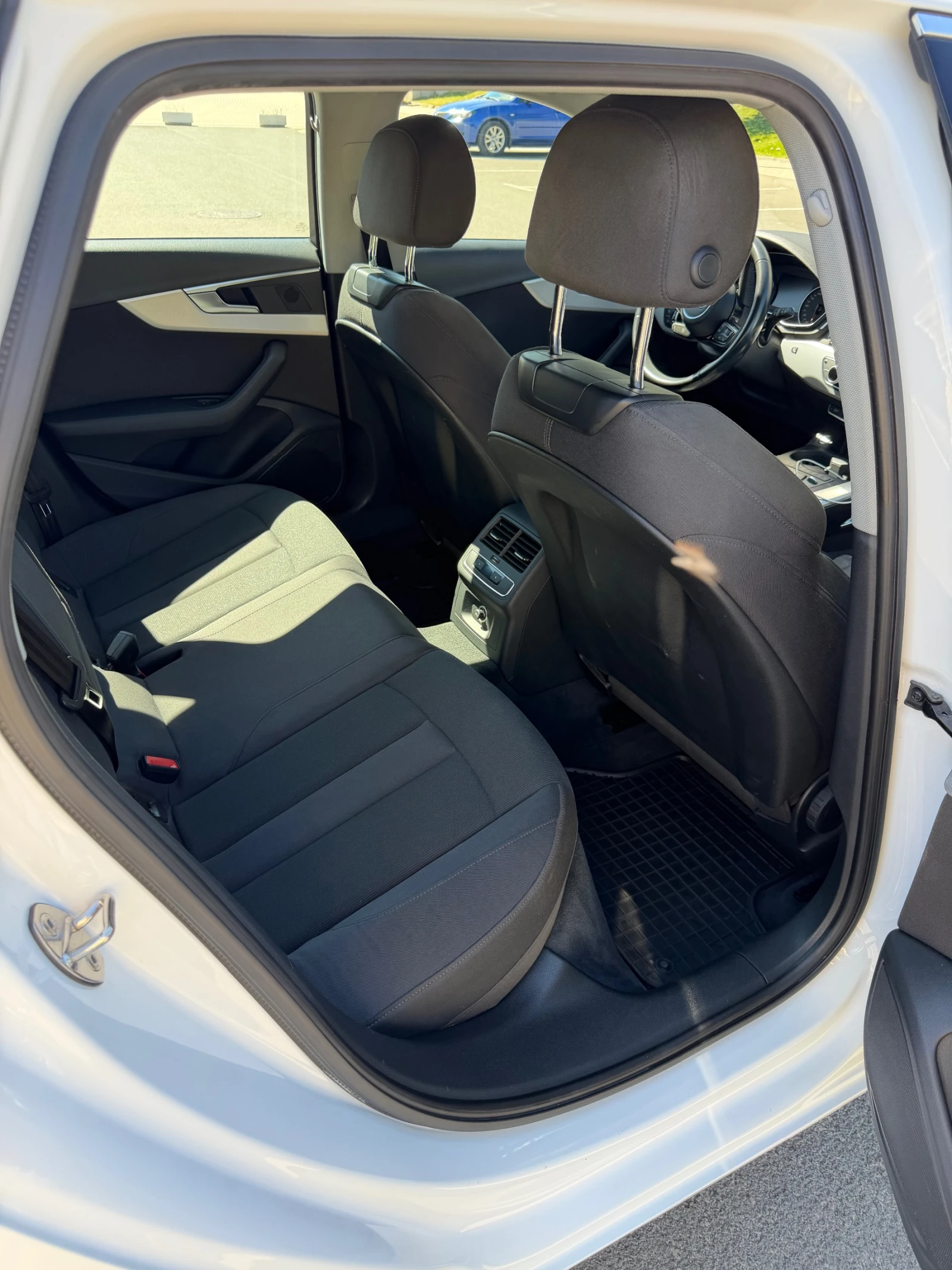 Audi A4, снимка 9 - Автомобили и джипове - 56120329
