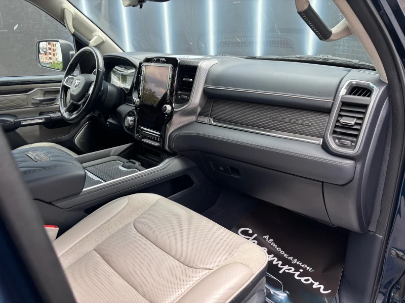 Dodge RAM 1500 5.7i HEMI E-TORQUE GAZ, снимка 11 - Автомобили и джипове - 51187294