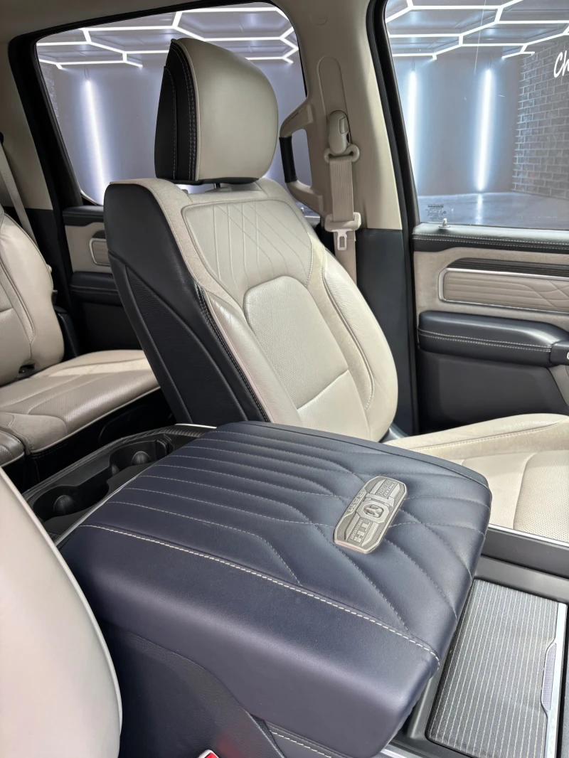 Dodge RAM 1500 5.7i HEMI E-TORQUE GAZ, снимка 17 - Автомобили и джипове - 51187294