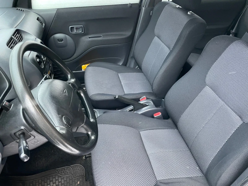 Daihatsu Terios КЛИМАТИК, снимка 12 - Автомобили и джипове - 52941192