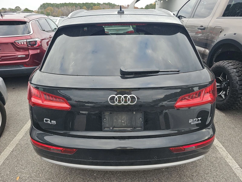 Audi Q5 2.0T* ДИГИТАЛНО* ТАБЛО* ПОДГРЕВ* МЪРТВА* ТОЧКА* КЕ, снимка 6 - Автомобили и джипове - 52575618