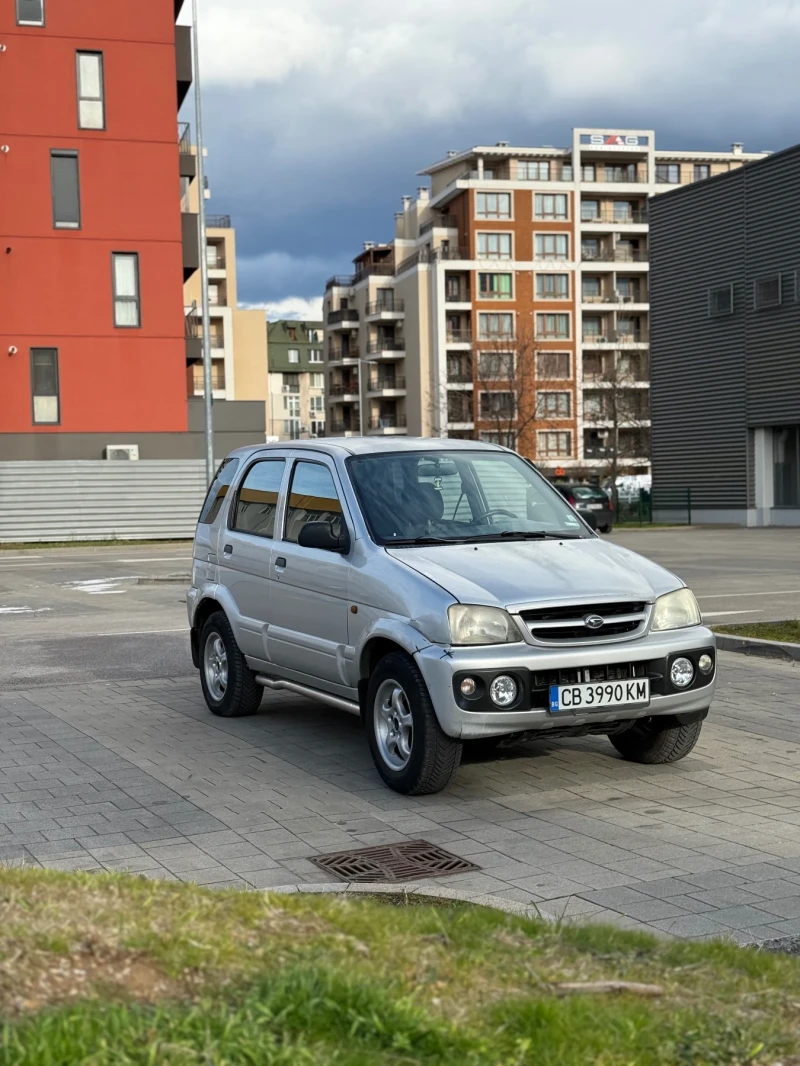 Daihatsu Terios 1.3 4X4 Газ Автоматик, снимка 7 - Автомобили и джипове - 53444485