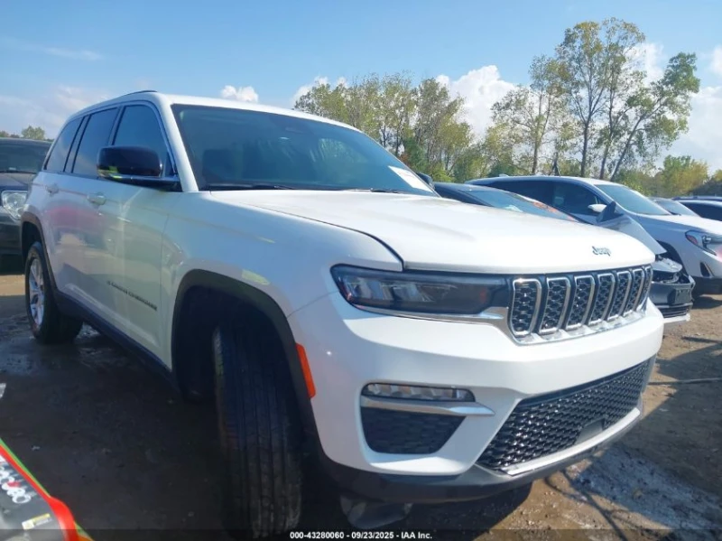 Jeep Grand cherokee 3.6L V-6 DOHC, VVT, 293HP 4X4 Drive