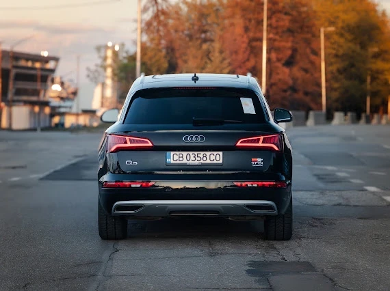 Audi Q5, снимка 13 - Автомобили и джипове - 54449874