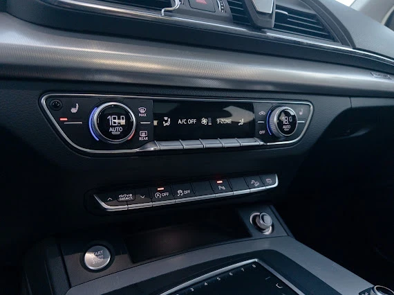 Audi Q5, снимка 16 - Автомобили и джипове - 54449874