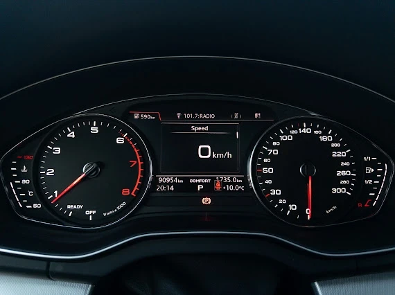 Audi Q5, снимка 9 - Автомобили и джипове - 54449874