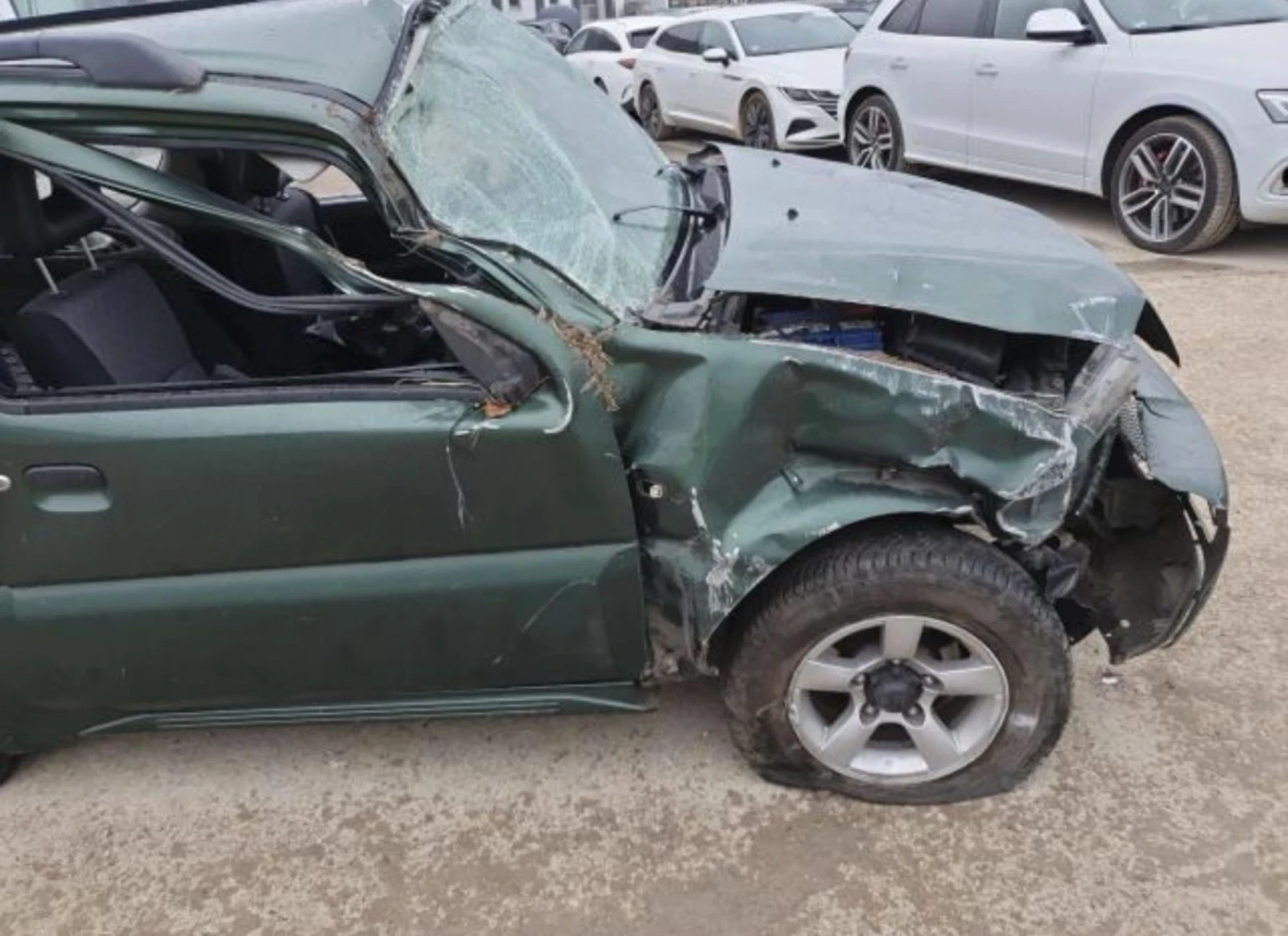 Suzuki Jimny 1.3i | Mobile.bg   12