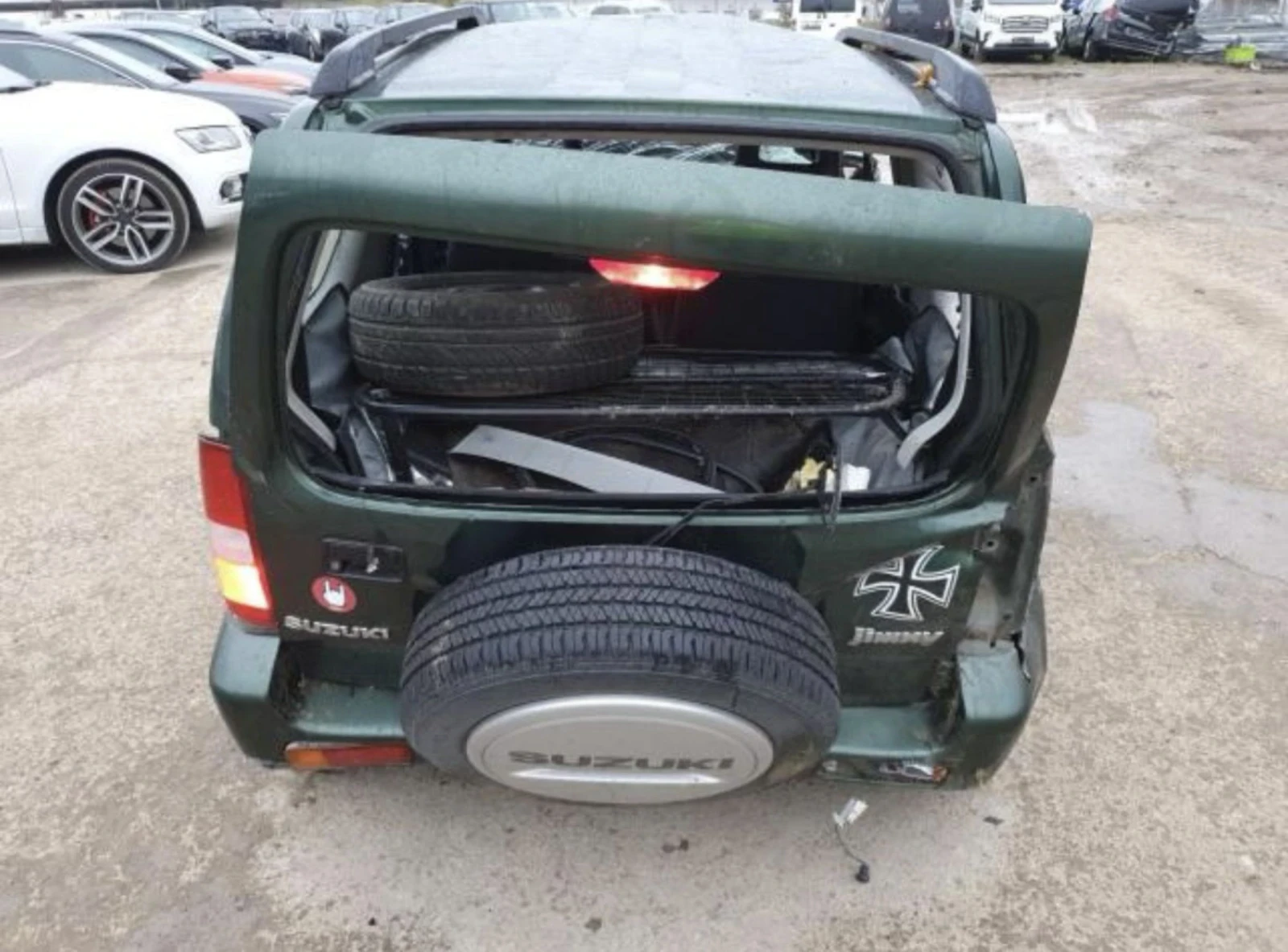 Suzuki Jimny 1.3i | Mobile.bg   13