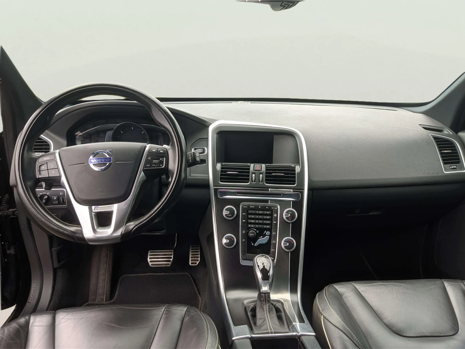 Volvo XC60 2.0 - изображение 9