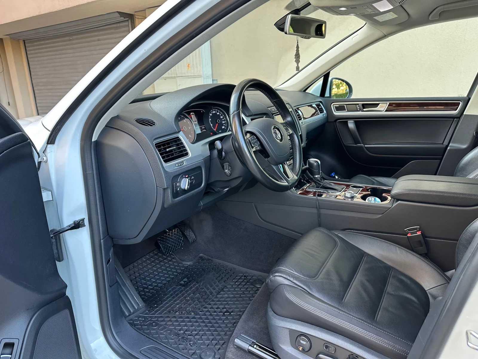 VW Touareg TDI - изображение 8