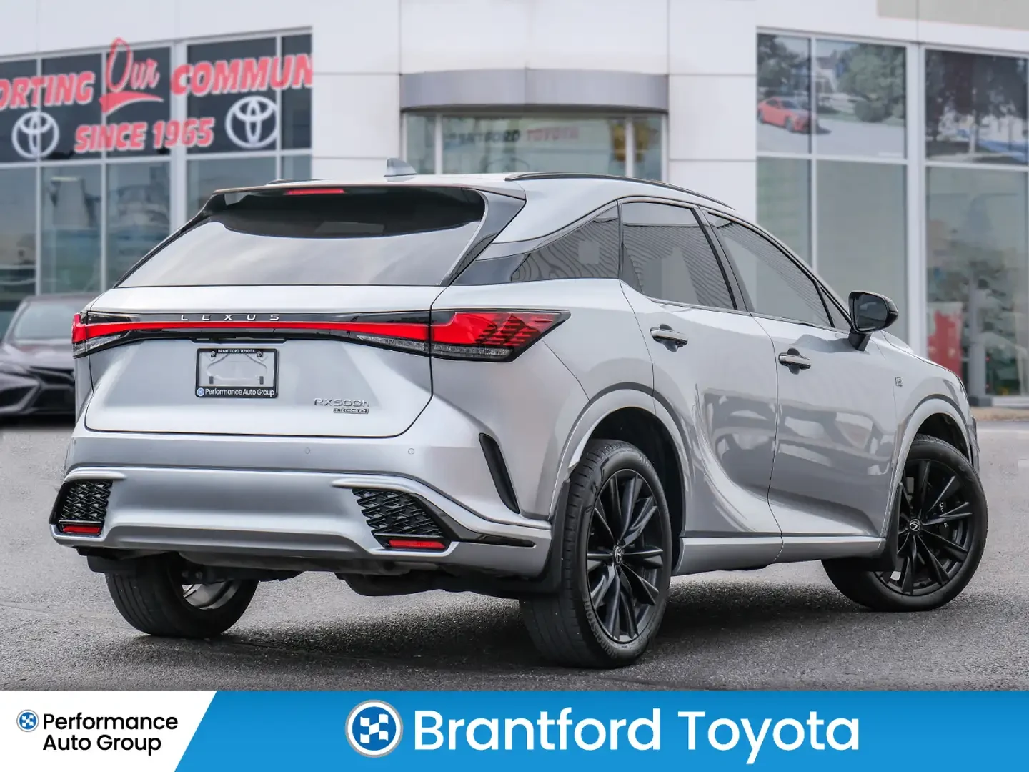 Lexus RX 500h F SPORT/LANE ASSIST/KEYLESS/ПОДГРЕВ/ОБДУХВАНЕ - изображение 4