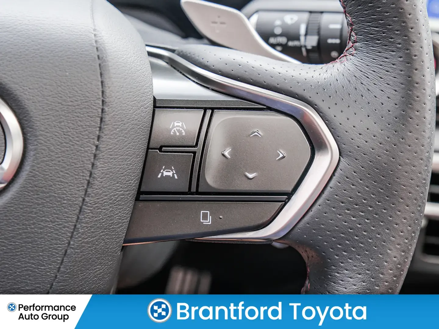 Lexus RX 500h F SPORT/LANE ASSIST/KEYLESS/ПОДГРЕВ/ОБДУХВАНЕ - изображение 10