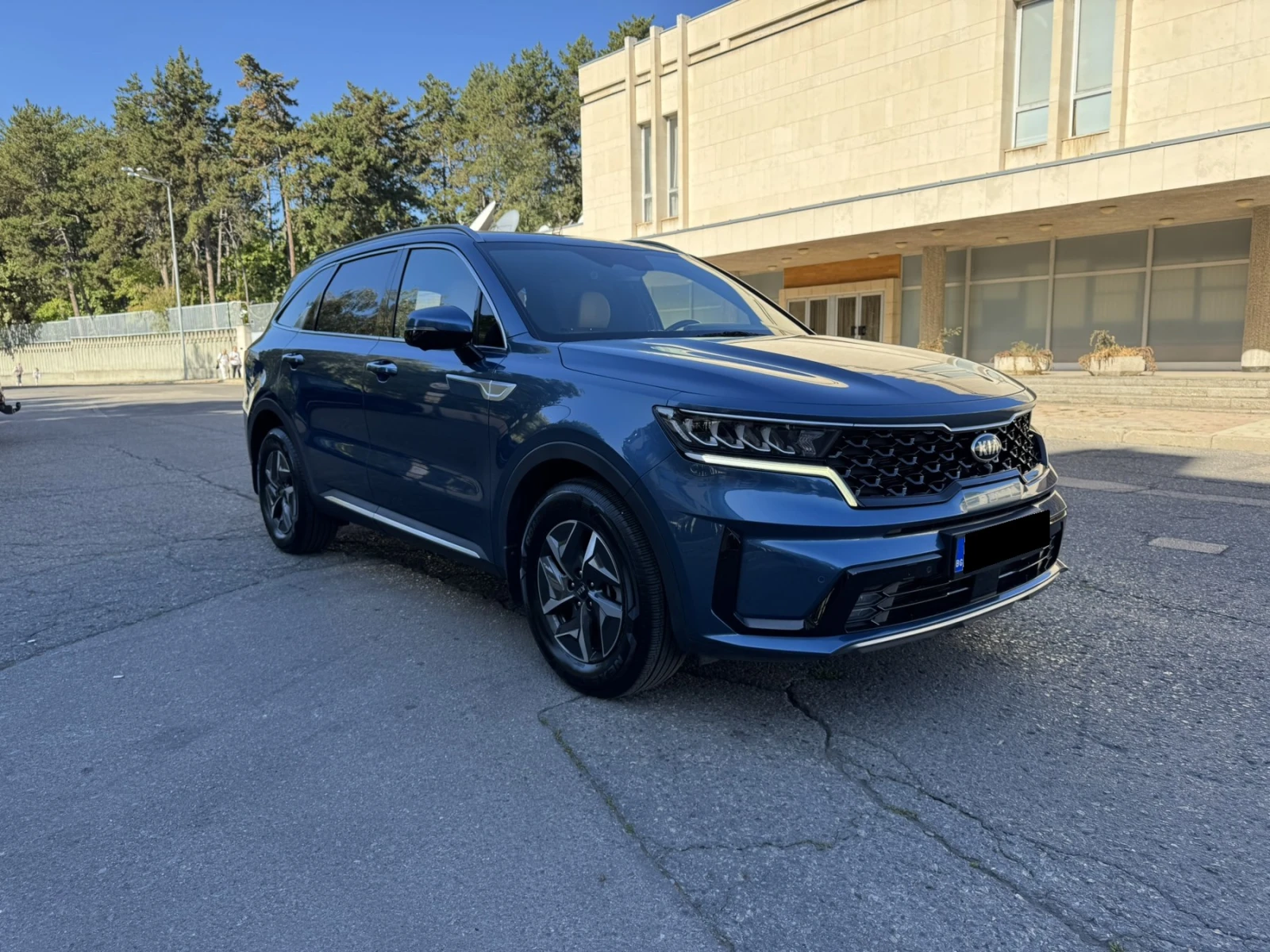 Kia Sorento 1.6 Т-GDI Hybrid Platinum, снимка 7 - Автомобили и джипове - 54202946