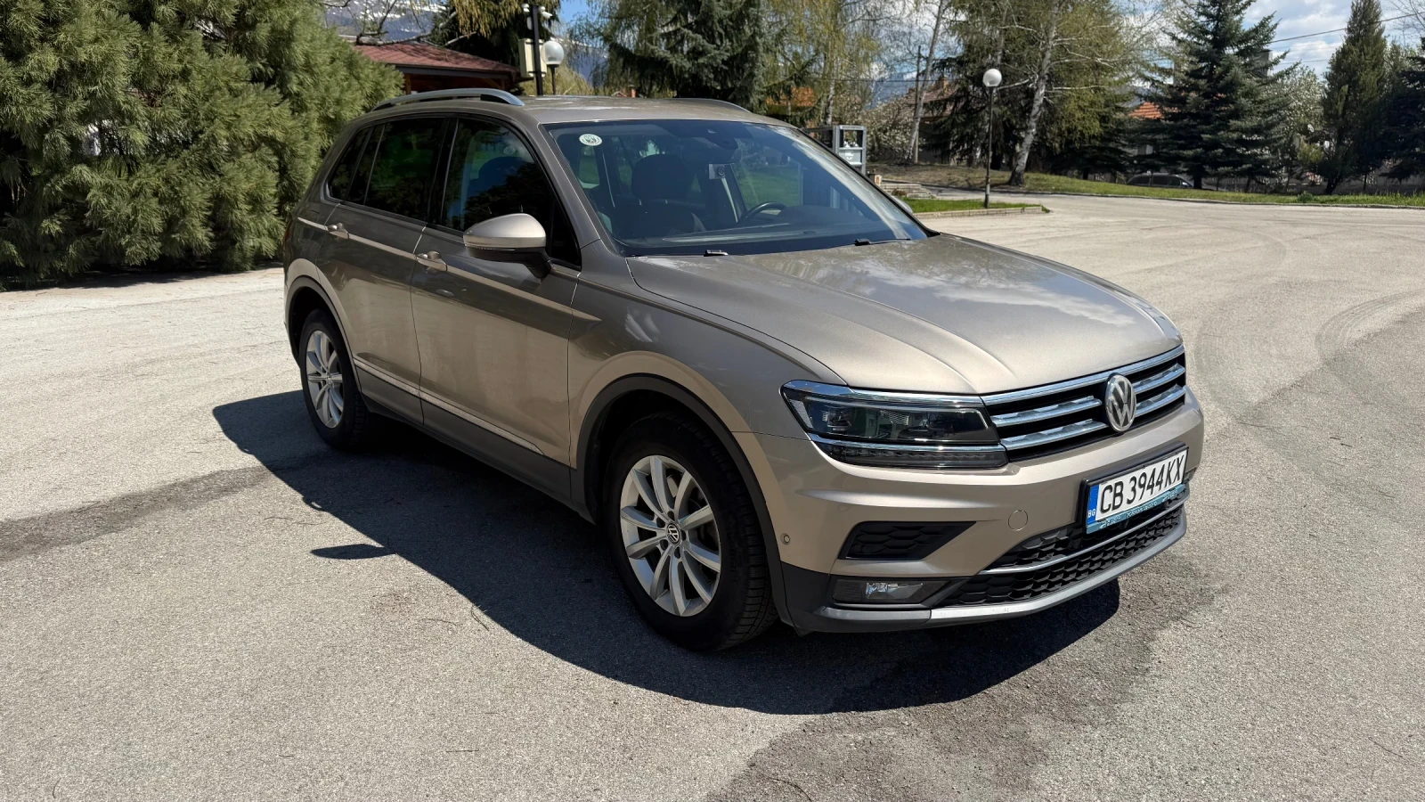 VW Tiguan Highline 4x4 2.0 TSI DSG7, снимка 5 - Автомобили и джипове - 54255850