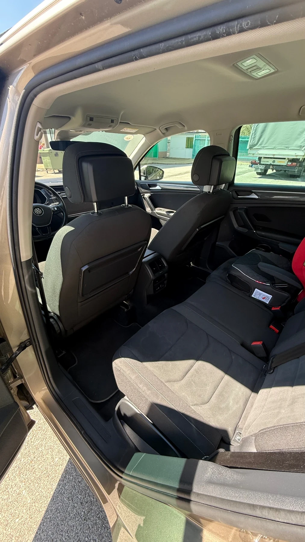 VW Tiguan Highline 4x4 2.0 TSI DSG7, снимка 11 - Автомобили и джипове - 54255850