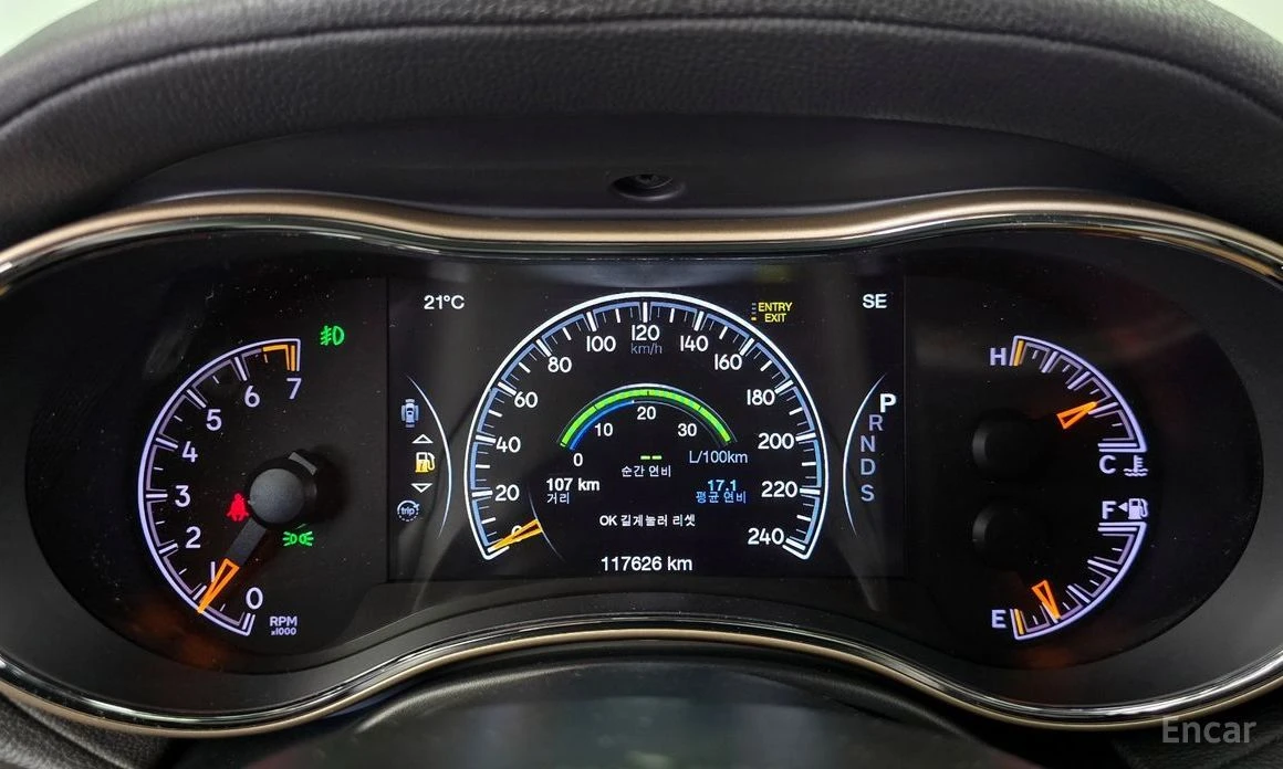 Jeep Grand cherokee, снимка 8 - Автомобили и джипове - 54355122