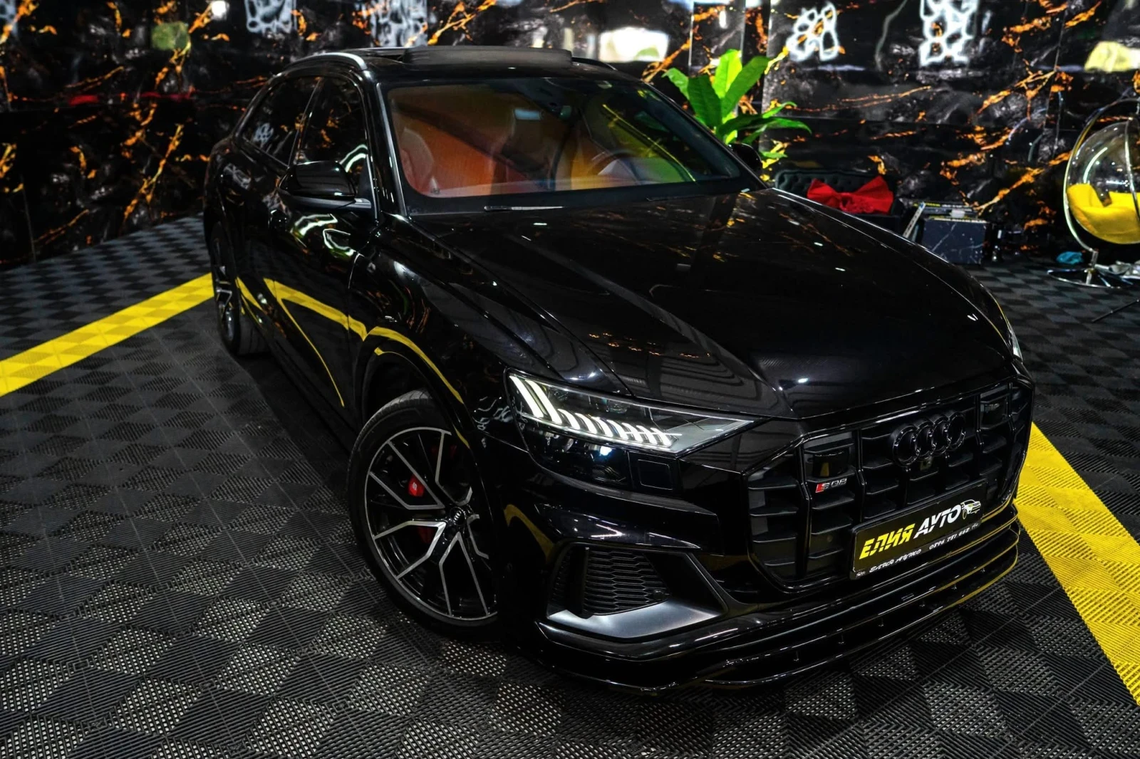 Audi SQ8 4.0D MATRIX CARBON ПАНО B&O ЛИЗИНГ 100%, снимка 5 - Автомобили и джипове - 54699442
