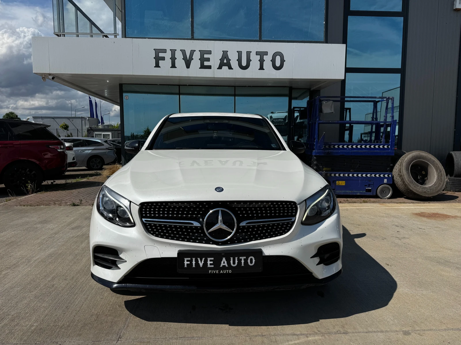 Mercedes-Benz GLC 250 D / COUPE / HUD / 360 / Lane assist / , снимка 2 - Автомобили и джипове - 55006218