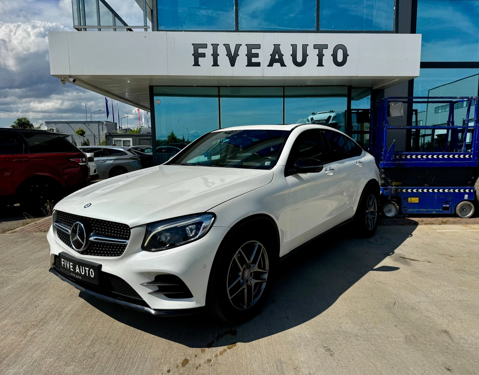 Mercedes-Benz GLC 250 D / COUPE / HUD / 360 / Lane assist / , снимка 3 - Автомобили и джипове - 55006218